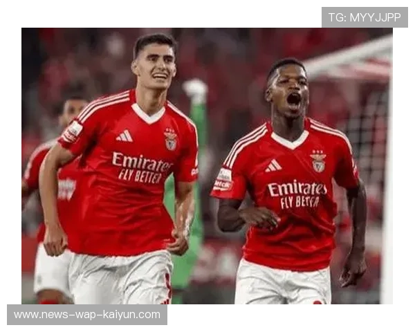 贝尔格莱德红星与里尔历史交锋全解析双方实力与往绩深度对比 贝尔格莱德红星与里尔历史交锋全解析双方实力与往绩深度对比