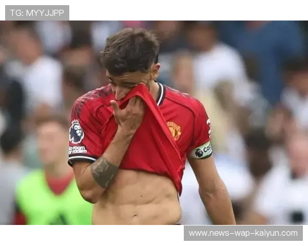 曼联防线再挨刀!乌加特低迷暴露阿莫林战术短板 曼联防线再挨刀!乌加特低迷暴露阿莫林战术短板