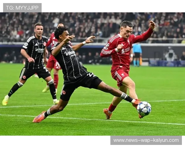 英超强队接连告急，冠军争夺未定局