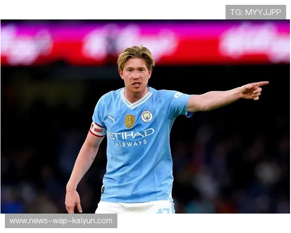 德布劳内预判落点极准的转移让曼城瞬间扭转局面